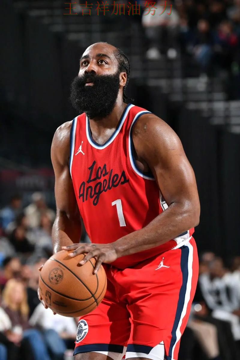 意甲伤病情况更新:快船主场取胜延续连胜势头 意甲伤病情况更新:快船主场取胜延续连胜势头